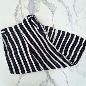 Aritzia Wilfred Cropped Striped Pants